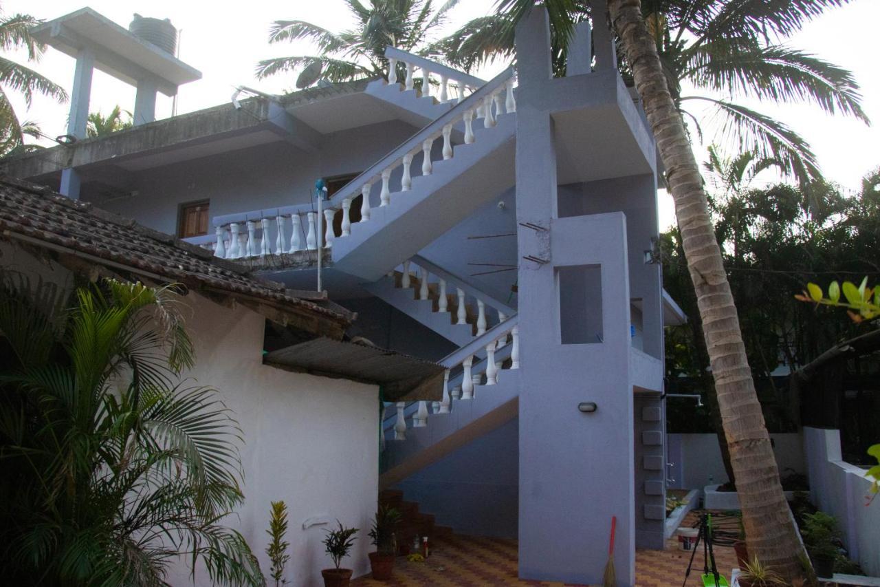 The Sovereign Villa Кандолим Экстерьер фото